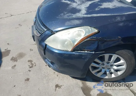 2011 Nissan Altima 2.5 S z USA, uszkodzony, nr VIN 1N4AL2APXBN452150